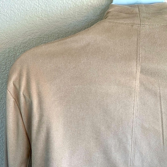 CARMEN MARC VALVO jacket, cream, waterfall front, faux leather zip cuffs. L - Picture 8 of 17